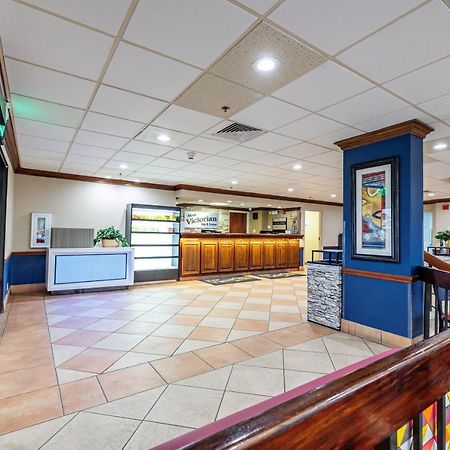 New Victorian Inn & Suites Омаха Екстер'єр фото