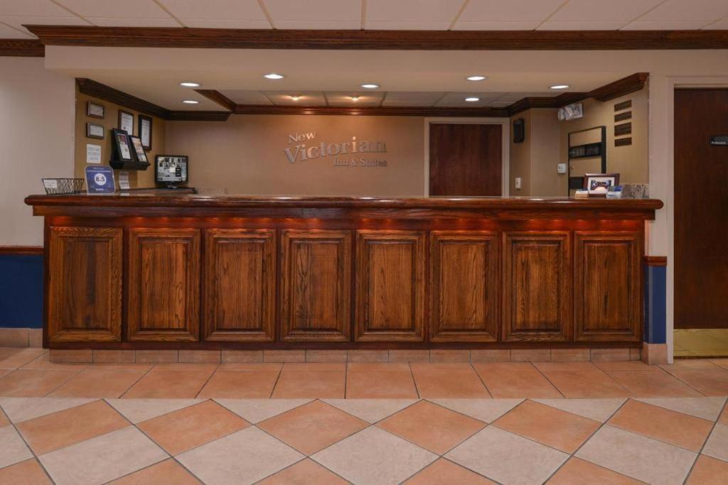 New Victorian Inn & Suites Омаха Екстер'єр фото